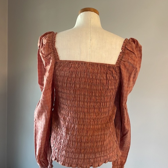 Vero Moda smocked / cinched stretchy on off shoulder top long sleeve rust XL - Picture 7 of 12